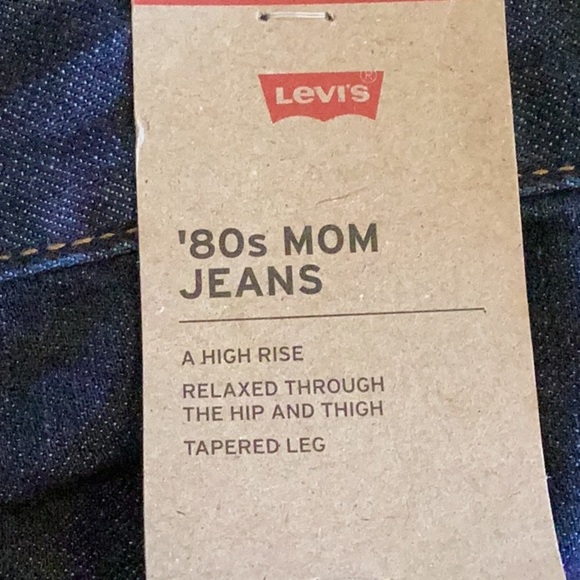Levi’s 80s mom jeans, dark wash denim, ❗️NEW❗️ women’s size 31 - Picture 9 of 16